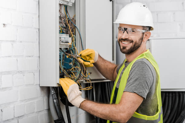 Best Licensed Electrician  in Freeport, NY